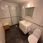 2 Roms Kjellerleilighet Med Separat Soverom Leilighet *