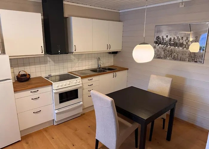 Daire 2 Roms Kjellerleilighet Med Separat Soverom